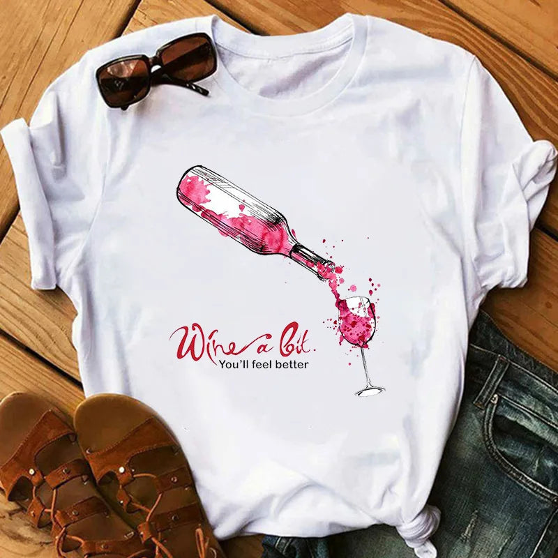 Camiseta Feminina De Manga Curta Estampa De Vinhos - LineWine